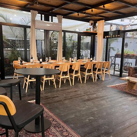 Yona 8 Bed & Breakfast Tel Aviv Ngoại thất bức ảnh