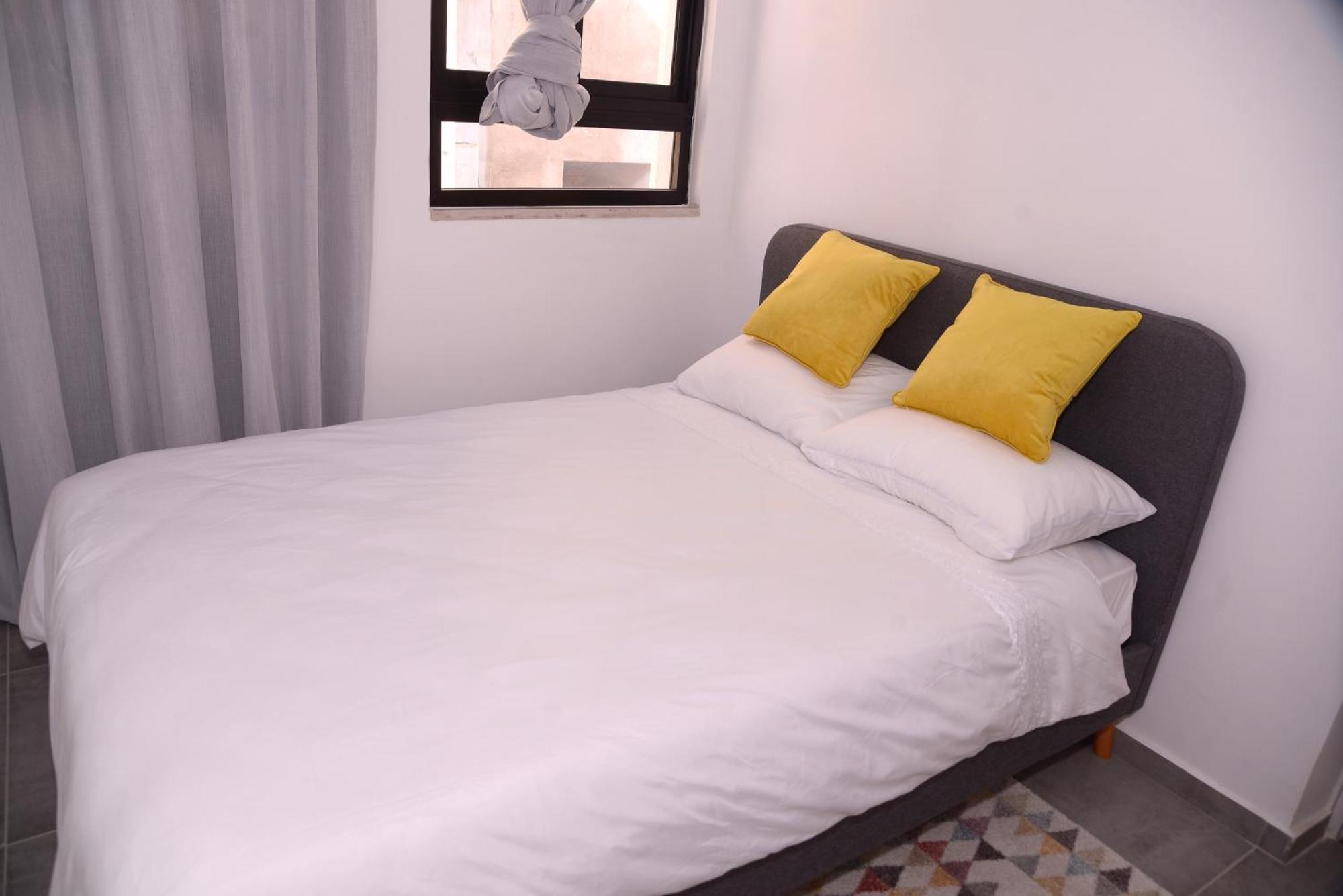 Yona 8 Bed & Breakfast Tel Aviv Phòng bức ảnh