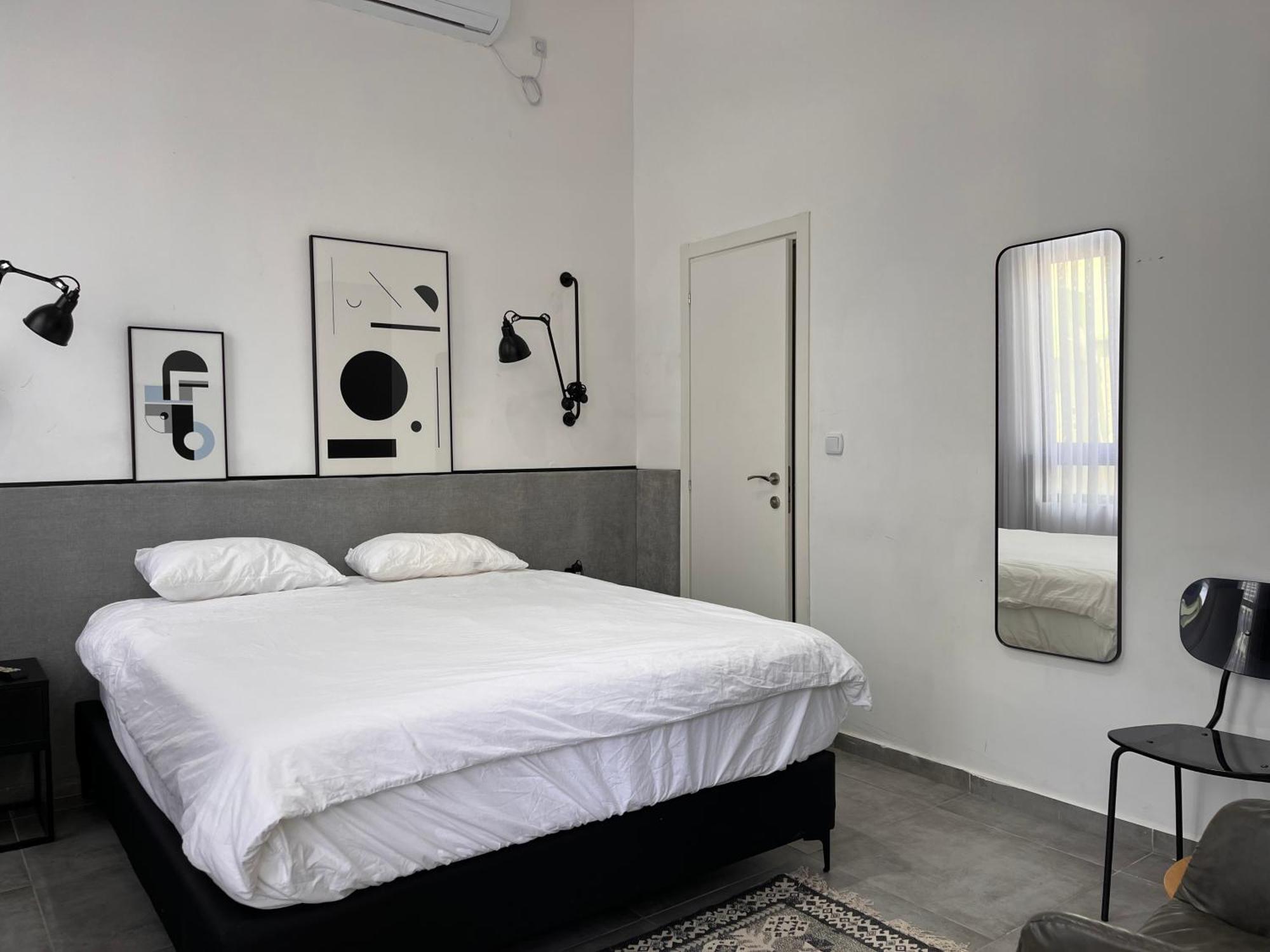 Yona 8 Bed & Breakfast Tel Aviv Phòng bức ảnh