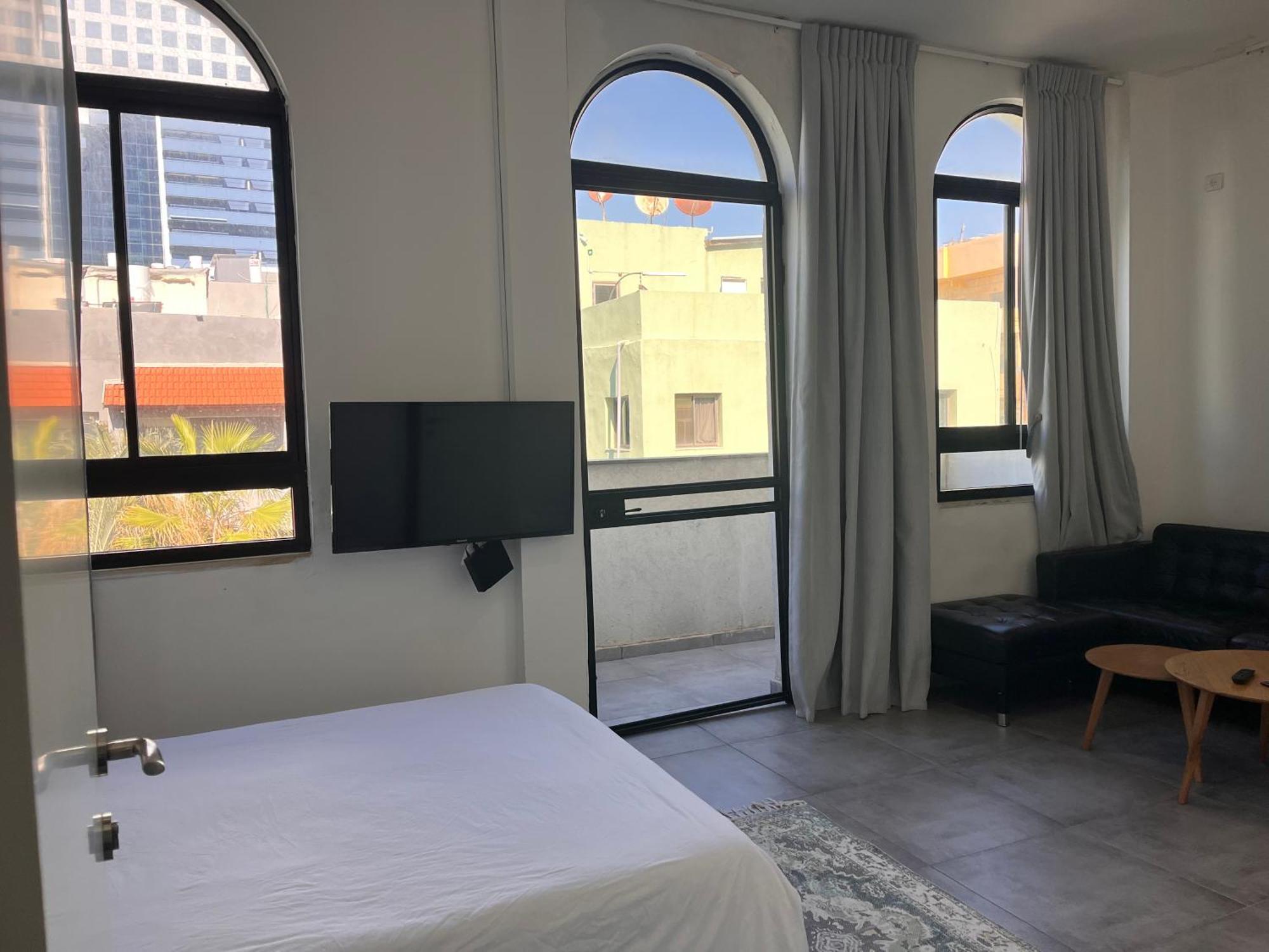 Yona 8 Bed & Breakfast Tel Aviv Ngoại thất bức ảnh
