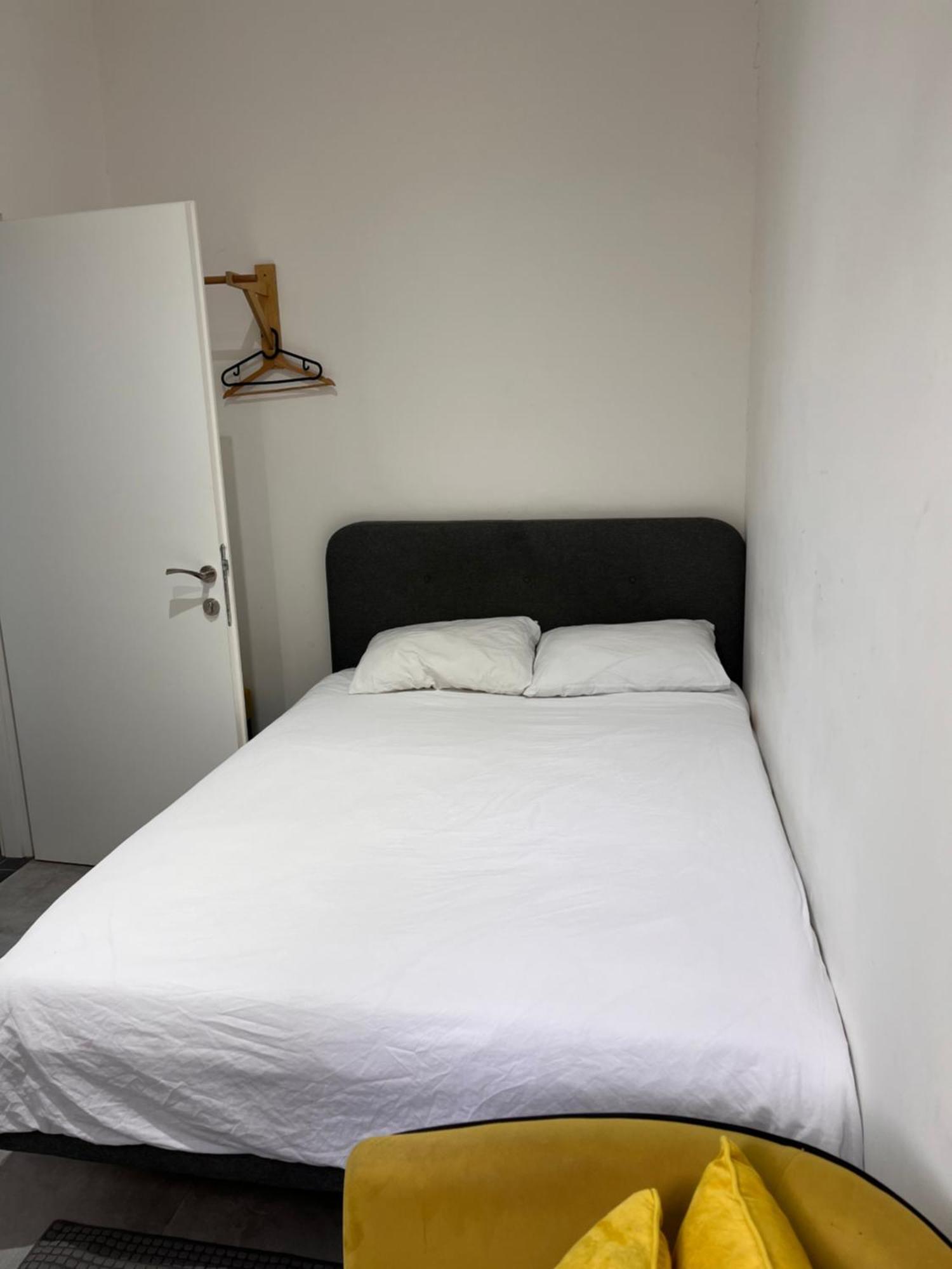 Yona 8 Bed & Breakfast Tel Aviv Ngoại thất bức ảnh