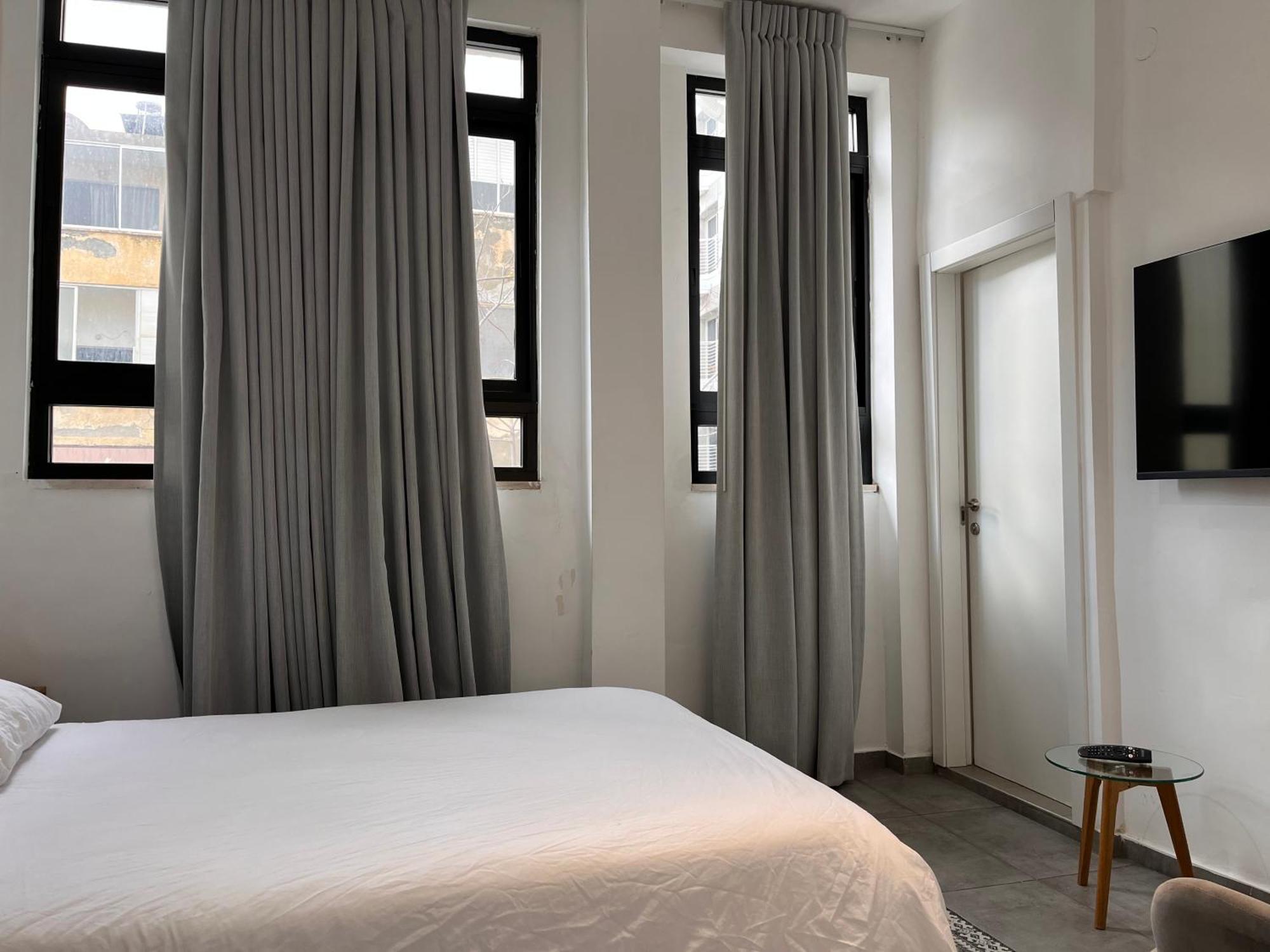 Yona 8 Bed & Breakfast Tel Aviv Phòng bức ảnh