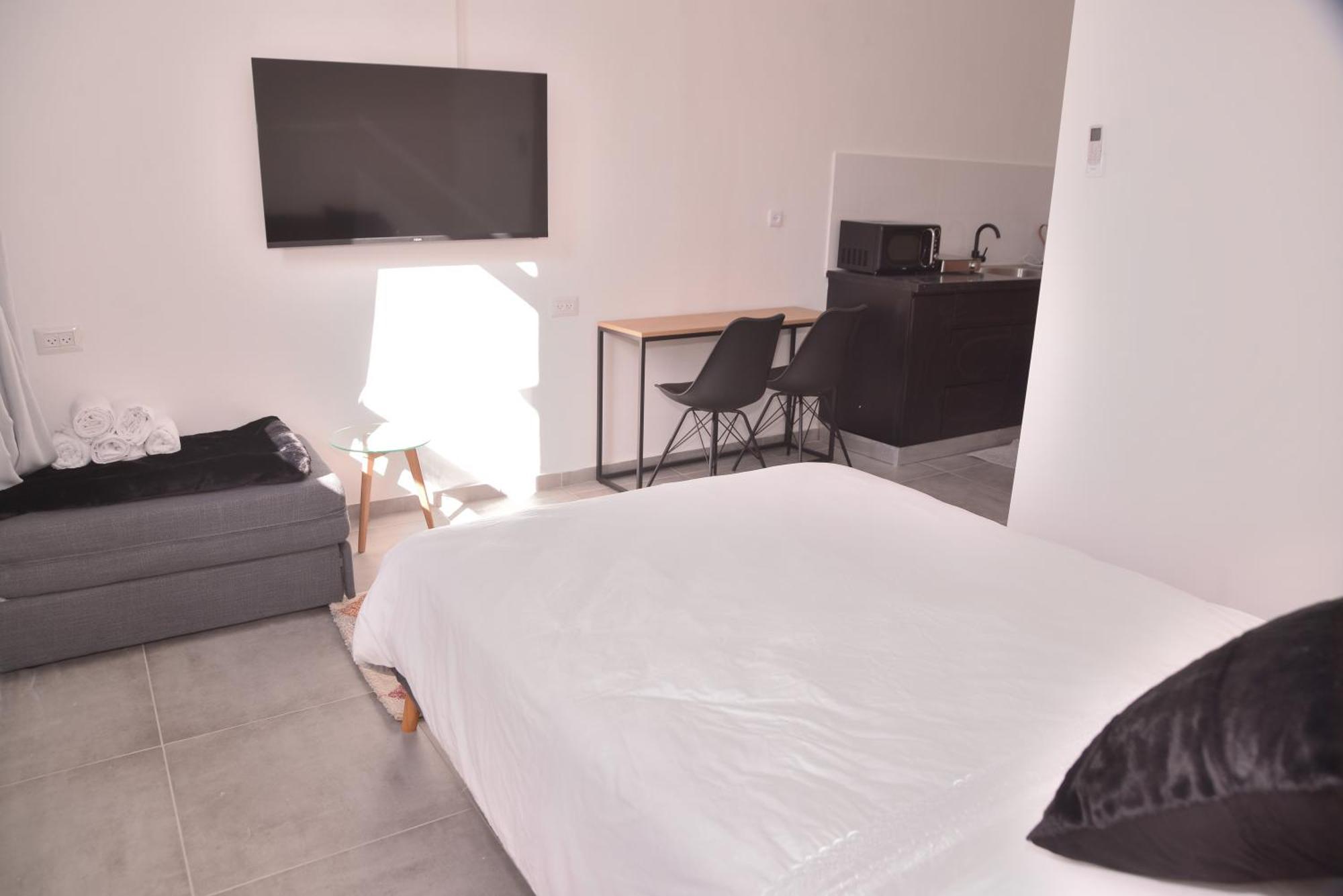 Yona 8 Bed & Breakfast Tel Aviv Phòng bức ảnh