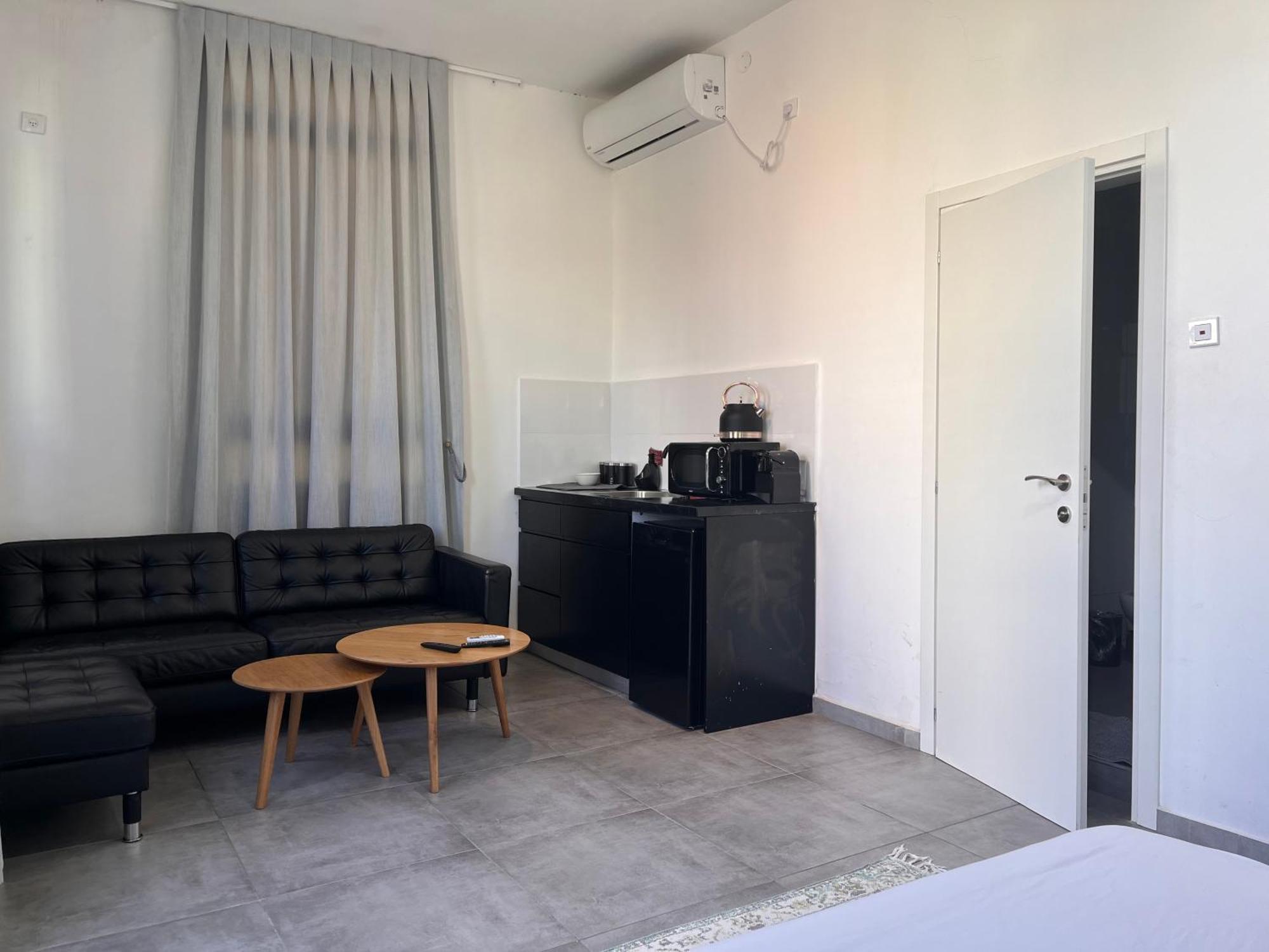 Yona 8 Bed & Breakfast Tel Aviv Phòng bức ảnh