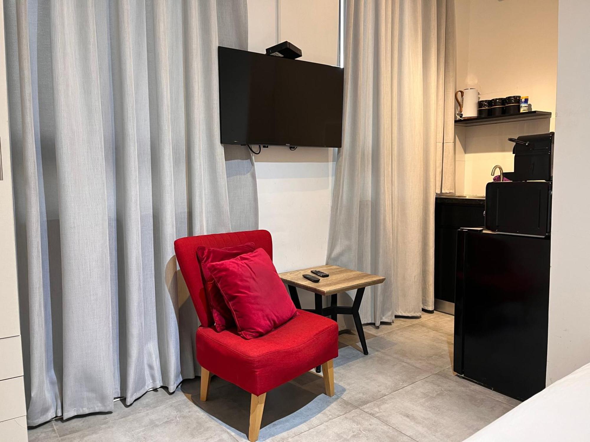 Yona 8 Bed & Breakfast Tel Aviv Phòng bức ảnh