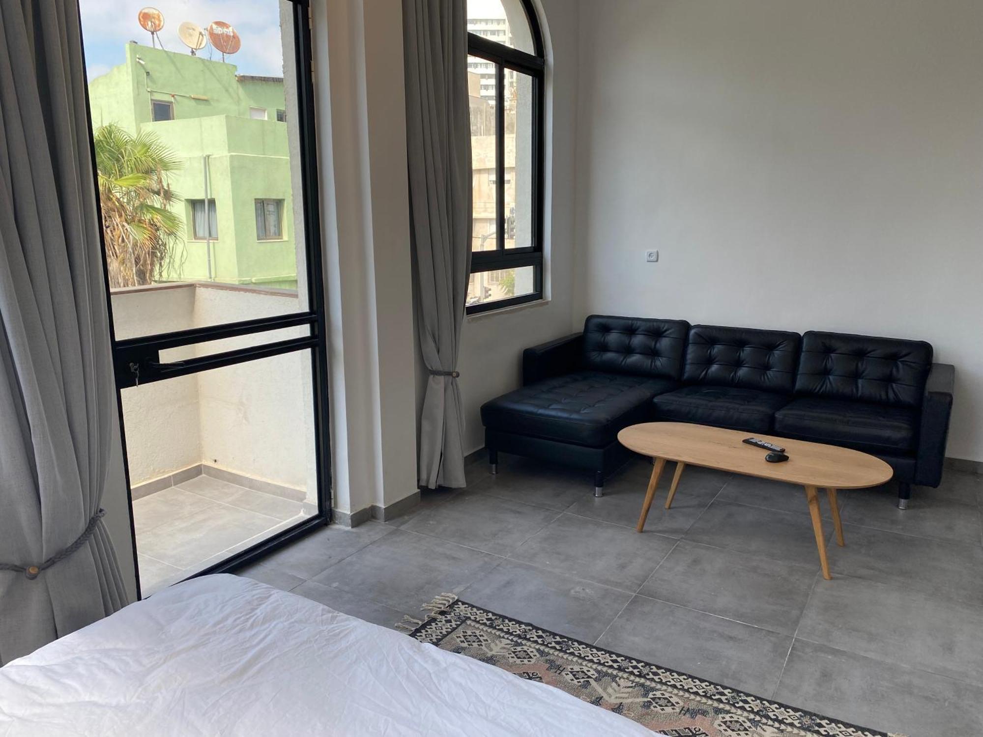 Yona 8 Bed & Breakfast Tel Aviv Phòng bức ảnh